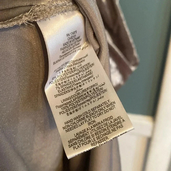 BCBG generation women’s velvet dress - small - racer back - front pockets - Picture 4 of 8